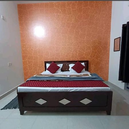 Ramam Hotel By Naavagat 700Mtr From Shri Ram Janambhumi Ayodhya 외부 사진